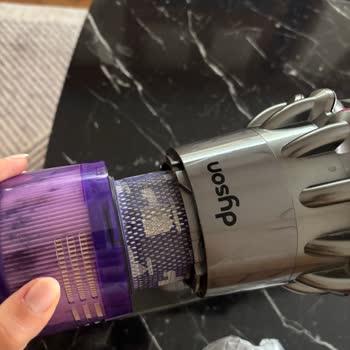 Dyson V11 Süpürge Filtre Uyarısı Sorunu