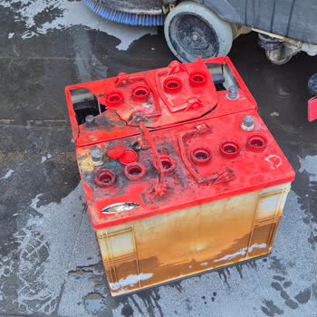 File Market'te Patlayan Temizlik Makinesi Ve Güvenlik İhmali