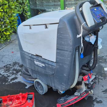 File Market'te Patlayan Temizlik Makinesi Ve Güvenlik İhmali