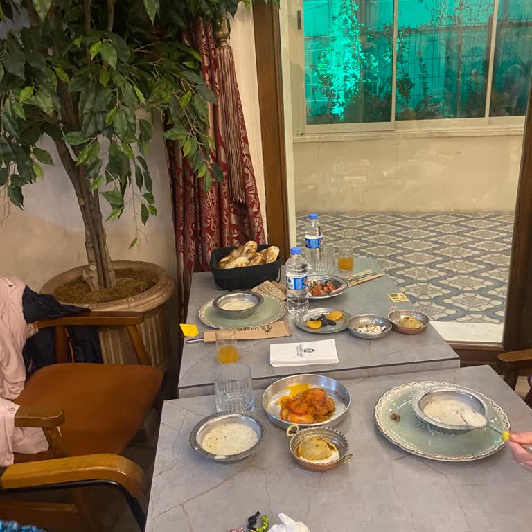 Urartu Han Rezervasyon Hüsranı: Sigara Bölümünden Gelen Masa