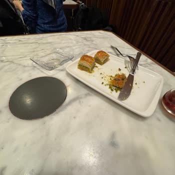 Güllüoğlu Kalitesi Hayal Kırıklığı