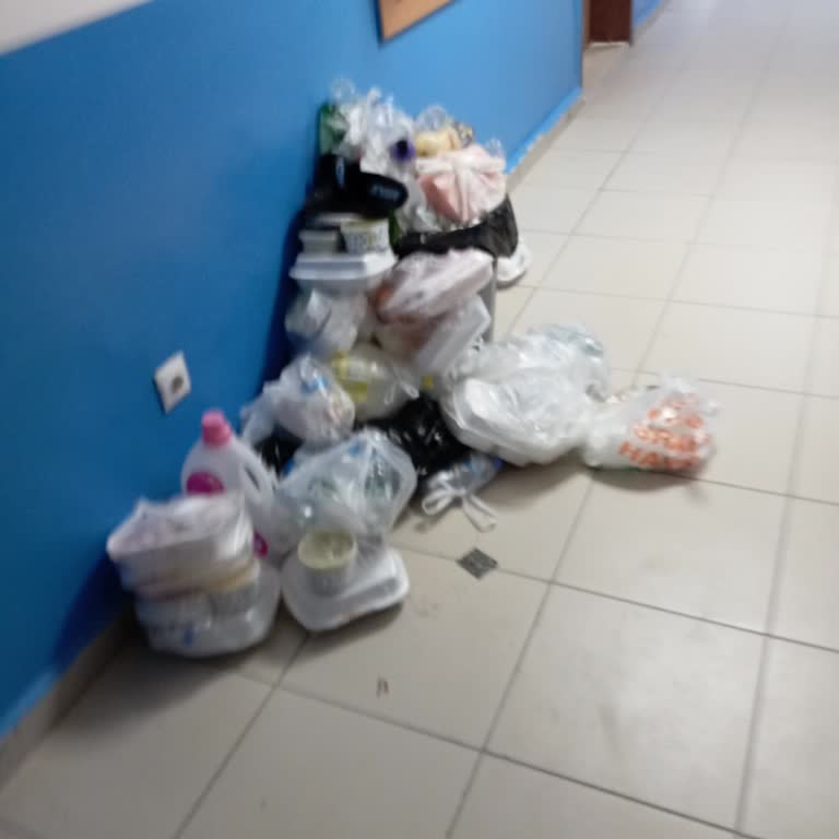 KYK Yurdunda Yetersiz Yemek Ve Hijyen Sorunları