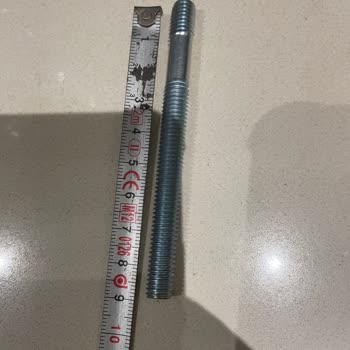 Eksik Ve Yanlış Parçalar: IKEA Koltuk Montaj Kabusu