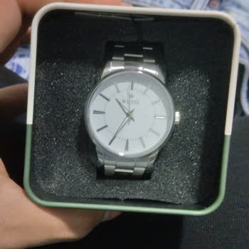 Saat & Saat Mağazasında Kordon Kısaltma Sorunu Ve Yetersiz Hizmet