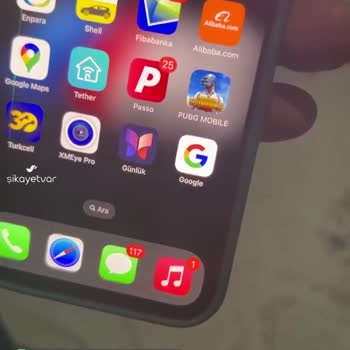 iPhone 15 Pro Max Ekran Sorunu