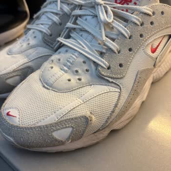 Nike Air Huarache Ayakkabılarında File Açılması Sorunu