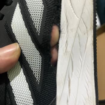 Adidas Ayakkabının Hızla Yıpranması