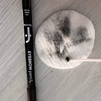 Kaş Kaleminde Renk Yanıltması: Bitter Brown Yerine Siyah