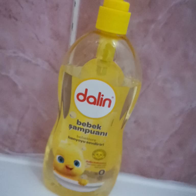 Bebek Şampuanı Gözleri Yakıyor