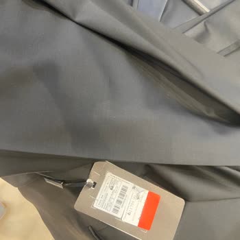 Düğün İçin Alınan Smokin Kullanılamaz Durumda: Mağaza Değişim Yapmıyor!