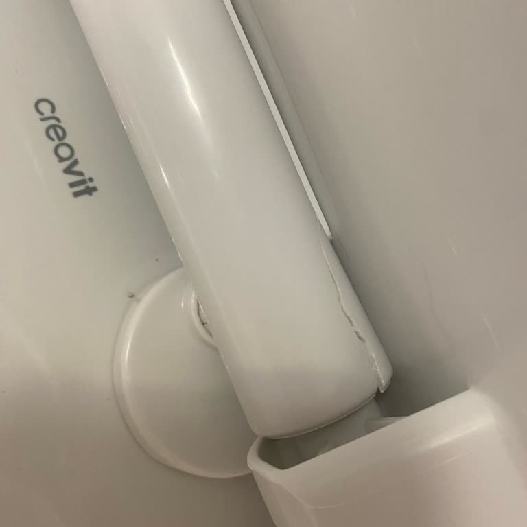 Klozet Kapağı Menteşesi İçin Yüksek Maliyetli Çözüm