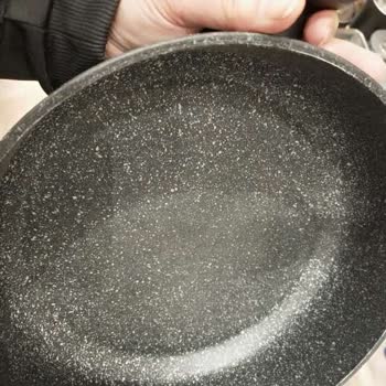 Korkmaz Mutfak Eşyaları Kaliteli Marka Hayal Kırıklığı: Ürün Kaplaması Sorunu!