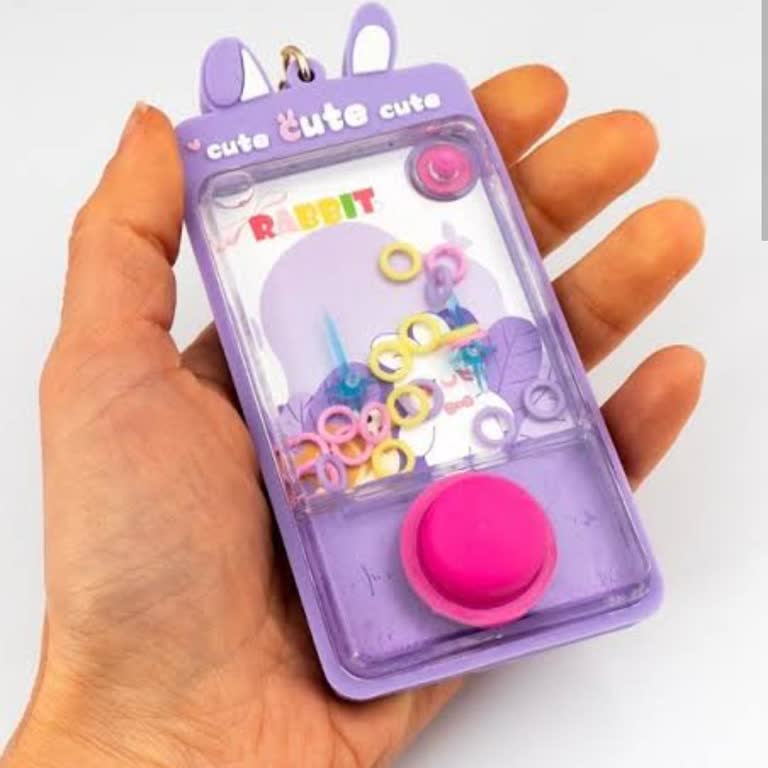 Hedef Kitap Kırtasiye Kahramanmaraş Halka Geçirme Oyuncağın Silikon Basma Yeri Delik Çıktı