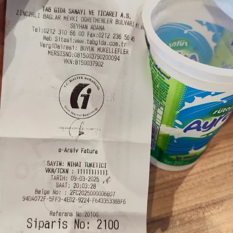 Sbarro'da Hayal Kırıklığı: Yanıltıcı Hizmet Ve Kalitesiz Ürünler