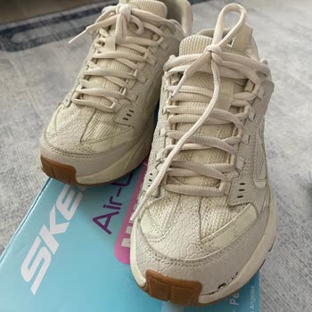 Skechers Ayakkabı Hayal Kırıklığı: Patlayan Sol Ön Kısım