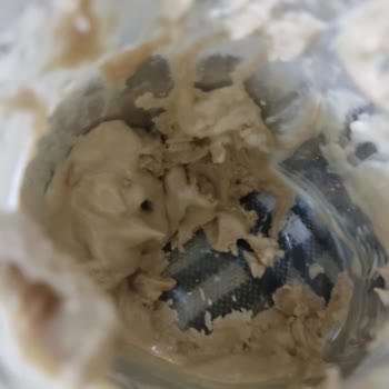 Tehlikeli Cam Parçaları: Tadıbu Fındık Ezmesi'nde Şok!