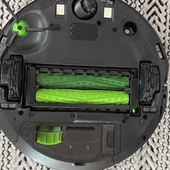 iRobot Vacuum Constantly Requires Emptying – Poor Performance & Useless Warranty
