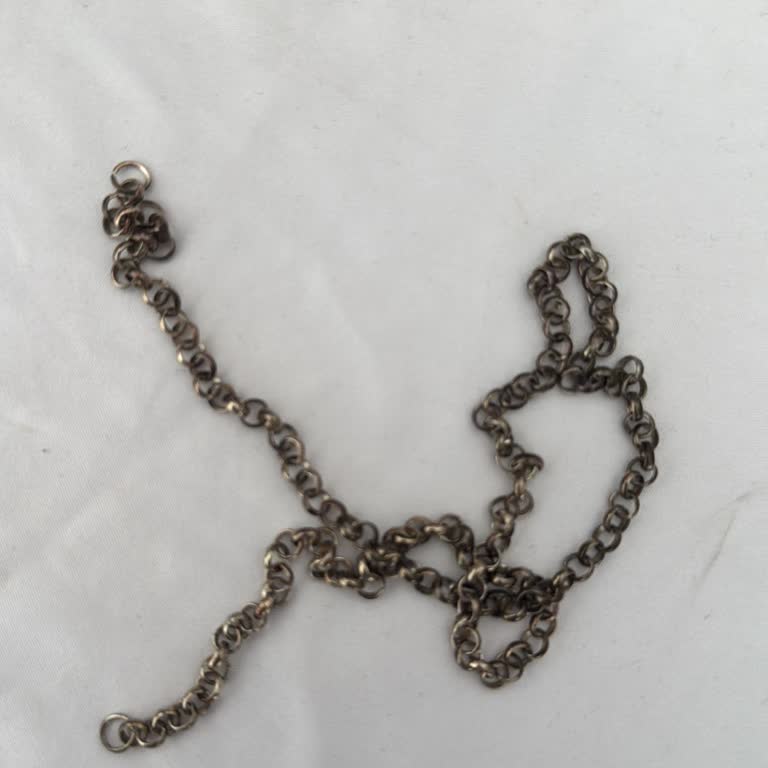 Gümüş Diye Satılan Ürün Paslandı, Çözüm Yok!