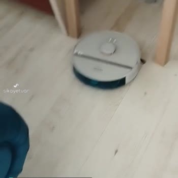 Philips Robot Olduğu Yerde Durup Kendini Kapatıyor!