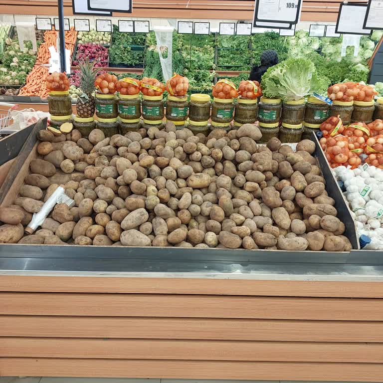 Yunus Market'te Çürük Ürün Skandalı