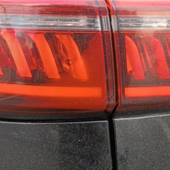 Chery Tiggo 8 Pro, problema de condensación en luces traseras