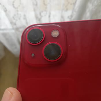 İphone 13'te Renk Soyulması Ve Pil Sorunu Karşısında Çözüm Bulamama