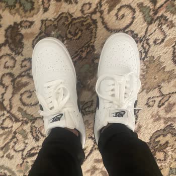 Nike Air Force Ayakkabının Beklenmeyen Rahatsızlığı