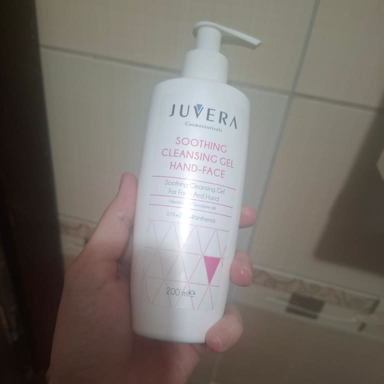 Juvera Cosmeceuticals Yüz Yıkama Jeli Yüzümü Sivilceler Bastı