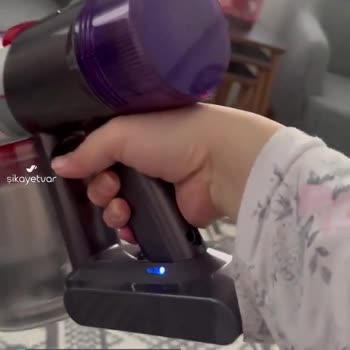 Dyson V8 Güç Çalışırken Duruyor