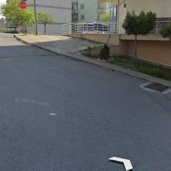 Market Alışverişinde Tek Kasiyer Ve Pos Cihazı Sorunu