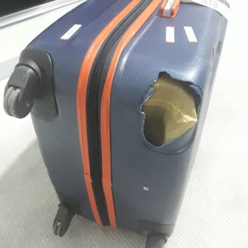 Sunexpress İle Kırık Valiz Mağduriyeti