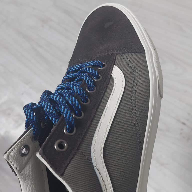 Vans Ayakkabıda Süet Defosu Ve Değişim Sorunu