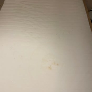 IKEA Yatak Değişiminde Leke Engeli