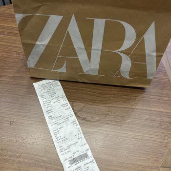 Zara'da Parfüm Değişiminde Yaşanan Sorun Ve Saygısızlık