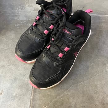 FLO Ayakkabıda Sıkma ve Vurma Sorunu