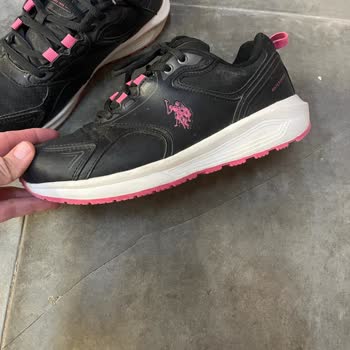 FLO Ayakkabıda Sıkma ve Vurma Sorunu