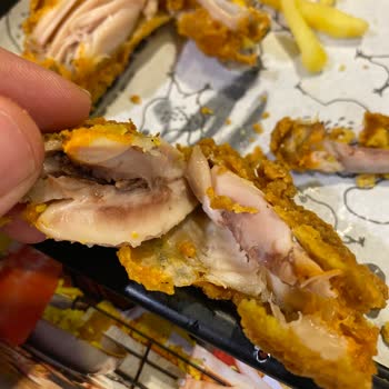 Beşiktaş Doyuyo Şubesinde İftar Vakti Çiğ Tavuk Krizi