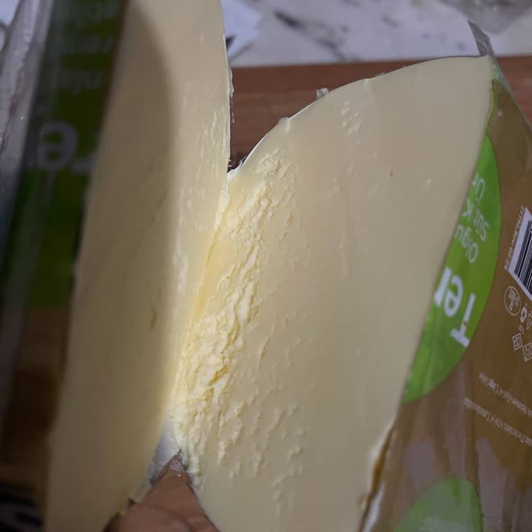 Teksüt Tereyağında Beklenmedik Koku Ve Katkı Maddesi Şoku