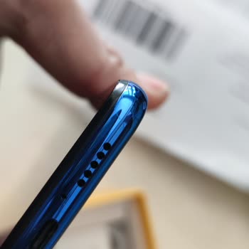 Yanlış Şarj Cihazı Ve Kusurlu Ürün Teslimatı