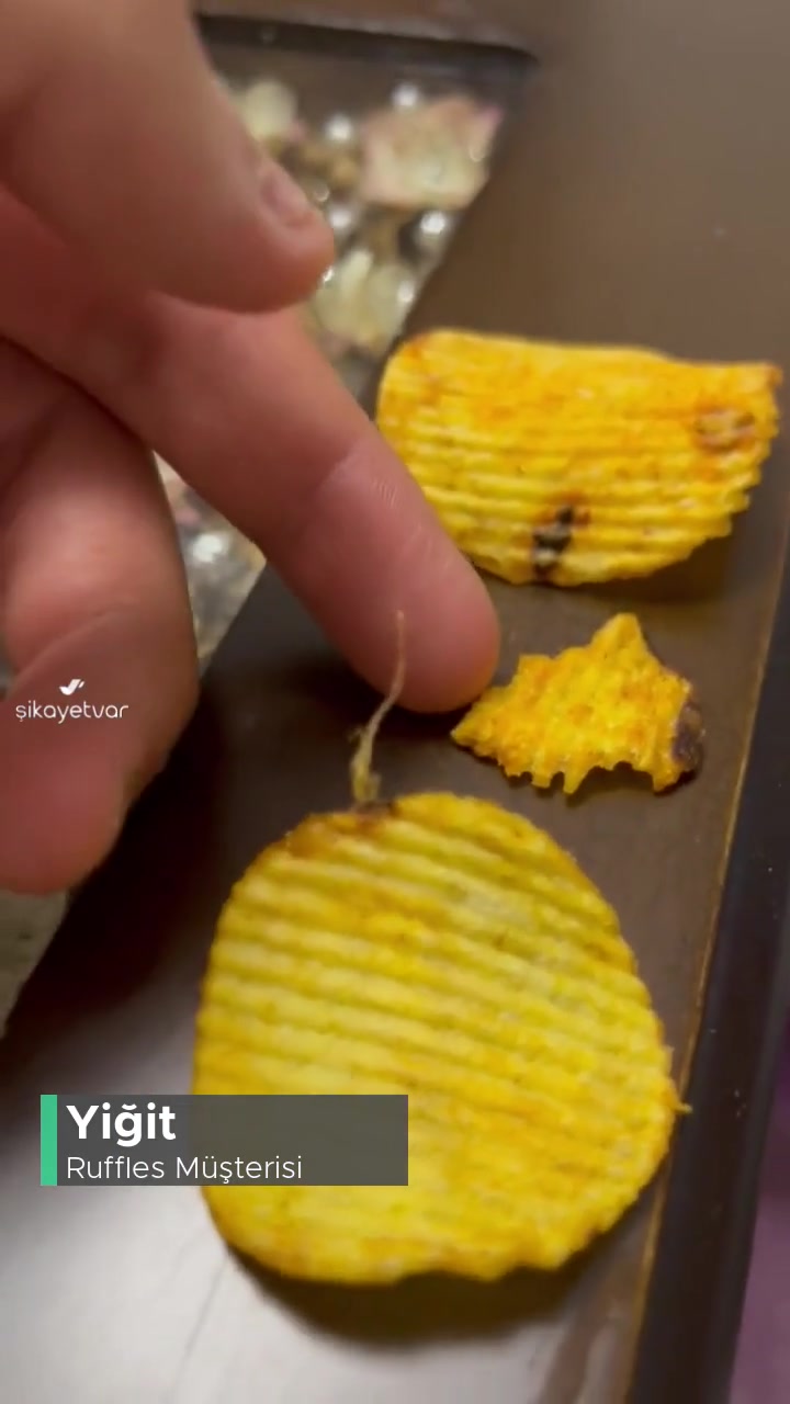 Ruffles Ketçaplıdan Kötü Bir Cisim Çıktı videonun kapak resmi