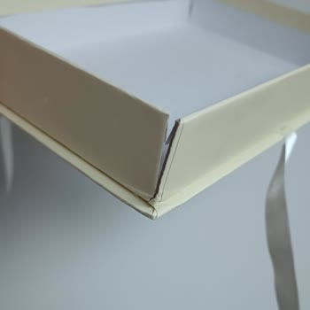 Yanlış Renkler Ve Yırtık Kutular: İmc Süs'ten Hayal Kırıklığı