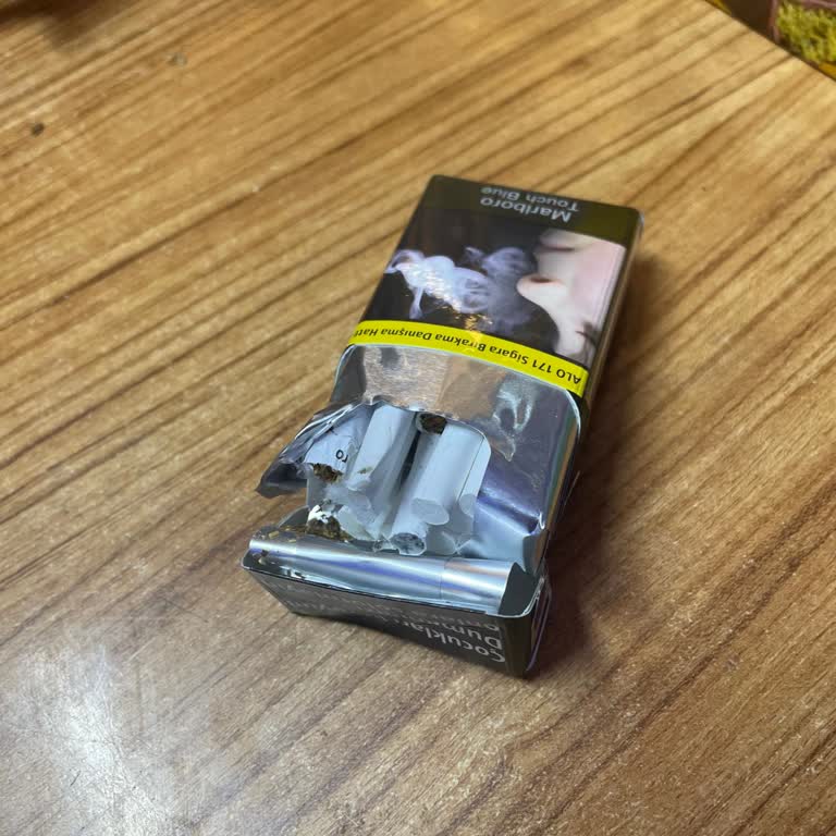 Marlboro Touch Blue'dan Makine Yağlı Sürpriz