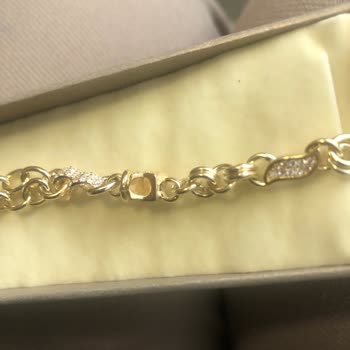 Garagesteel'den Alınan Bileklik Kalitesiz Ve Müşteri Desteği Yetersiz