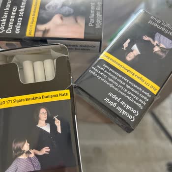 Sigara Paketlerinden Çıkan Odun Parçaları Şaşırtıyor