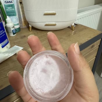 Kuruyan Kaş Sabitleyici Wax Mağduriyeti