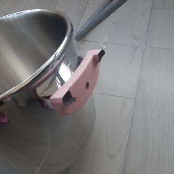 Kırık Saplı Düdüklü Tencere Ve Yetersiz Müşteri Hizmetleri