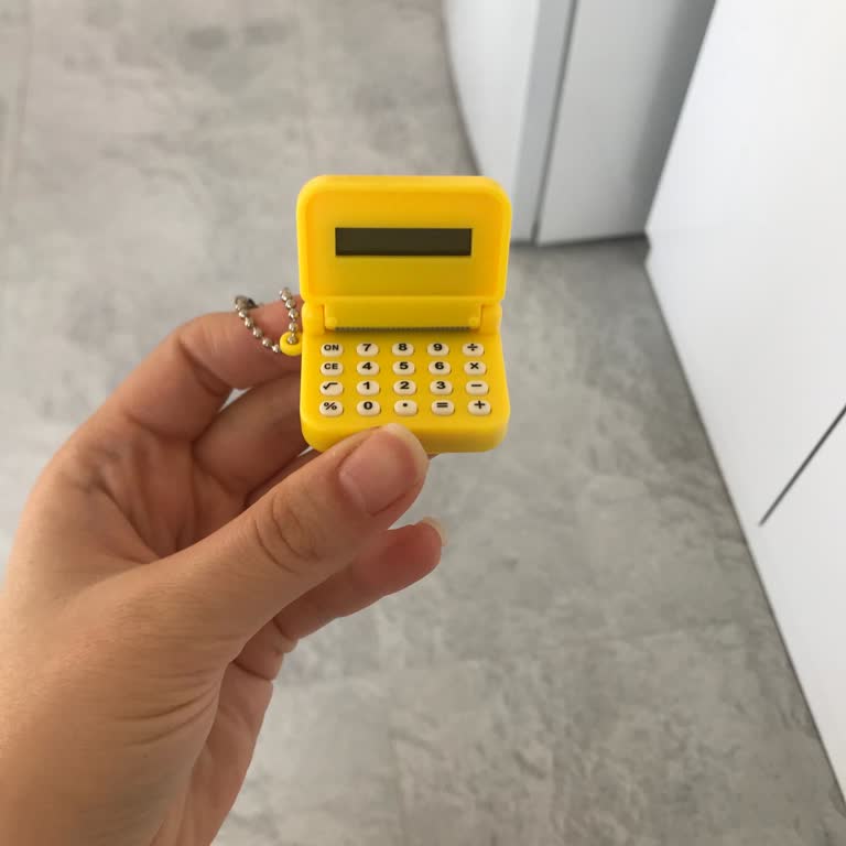 Bozuk Çıkan Toybox Hesap Makinesi