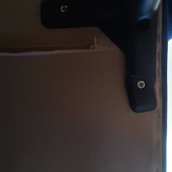 İstikbal Koltuk Takımının Dayanıksız Ayağı