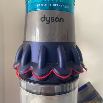 Dyson Süpürgemin Filtre Sorunu Ve Kırılan Parçası