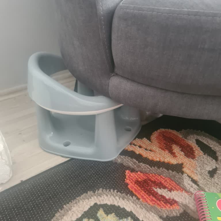 Çetmen Mobilya'dan Alınan Koltuk Takımında Tamir Sorunu